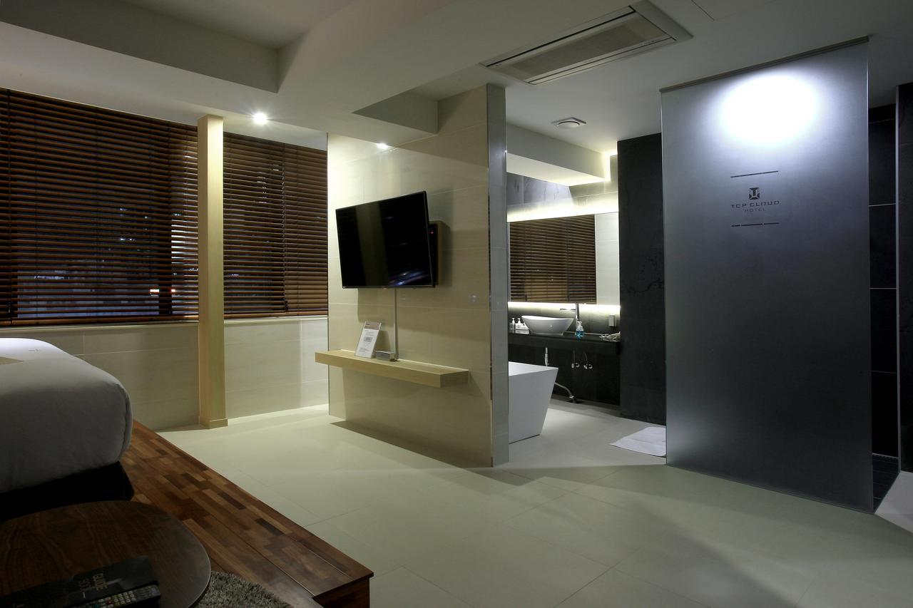 Suwon Top Cloud Hotel Eksteriør bilde