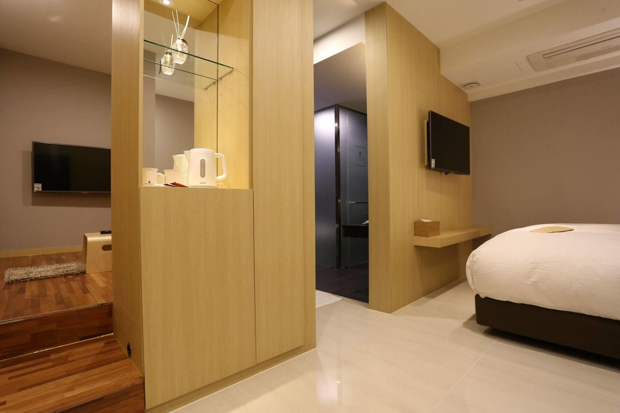 Suwon Top Cloud Hotel Eksteriør bilde