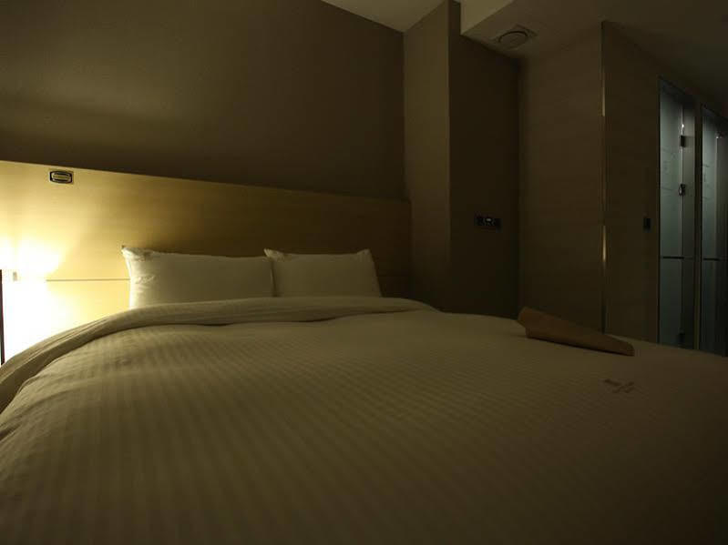 Suwon Top Cloud Hotel Eksteriør bilde